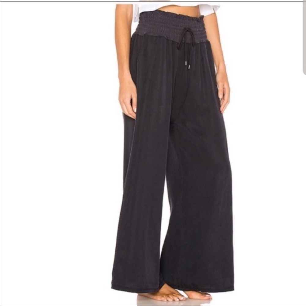 NWT FREE PEOPLE movement mia smocked pants